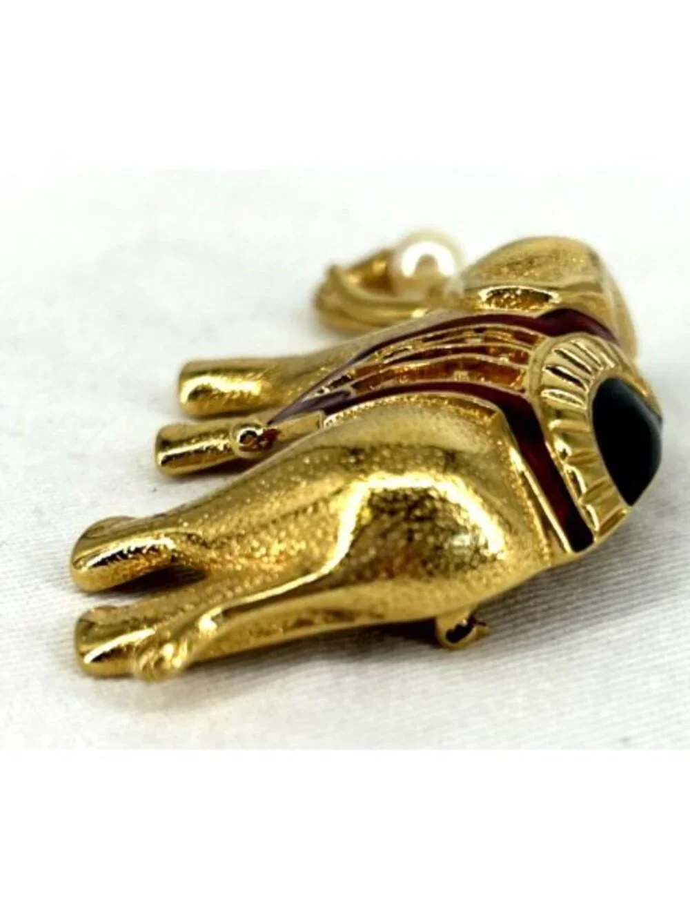 Monet Elephant Brooch Gold tone Enamel Faux Pearl 3